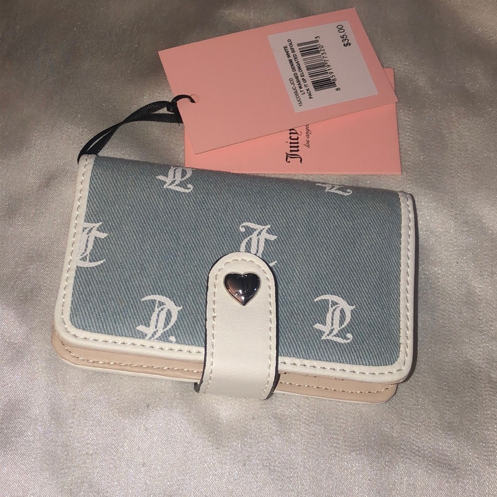 Juicy Couture Lt Washed Denim White Pack It Up Elongated Bifold Wallet NWT